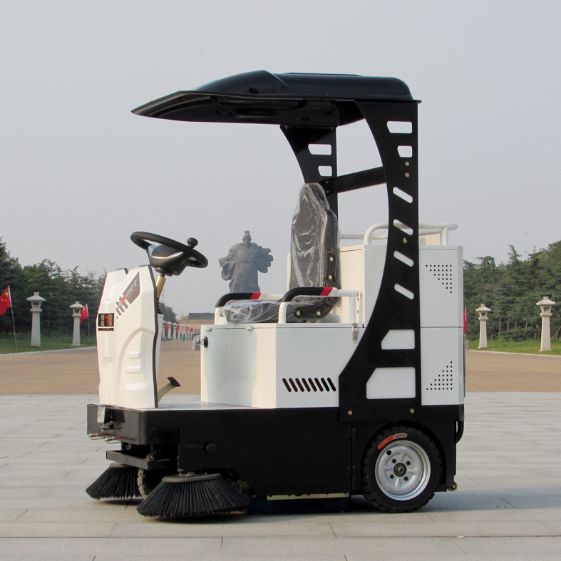 中国电动道路清扫车厂家Chinese electric road sweeper manufacturer.jpg