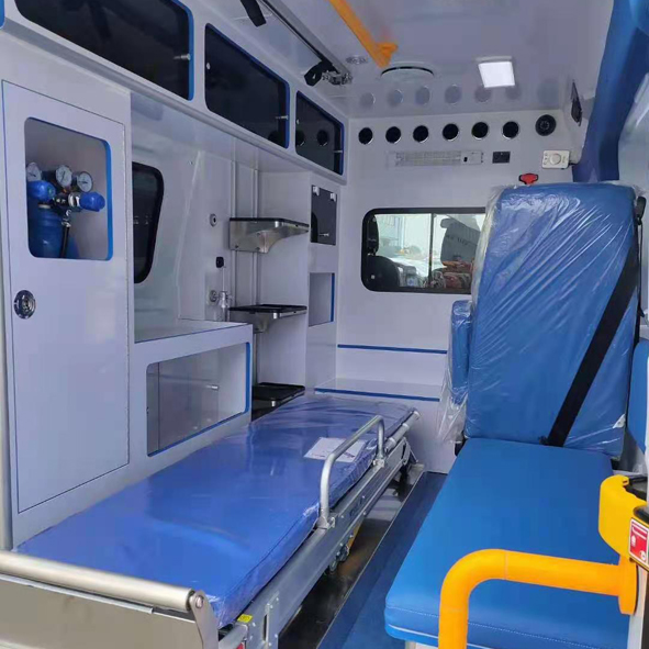 Customized Medical transfer ambulance.jpg