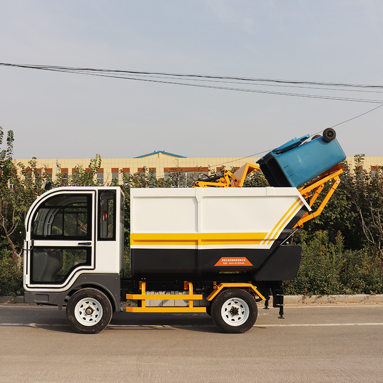 中国制造的后装式电动垃圾清运车Rear mounted electric garbage truck made in China.jpg